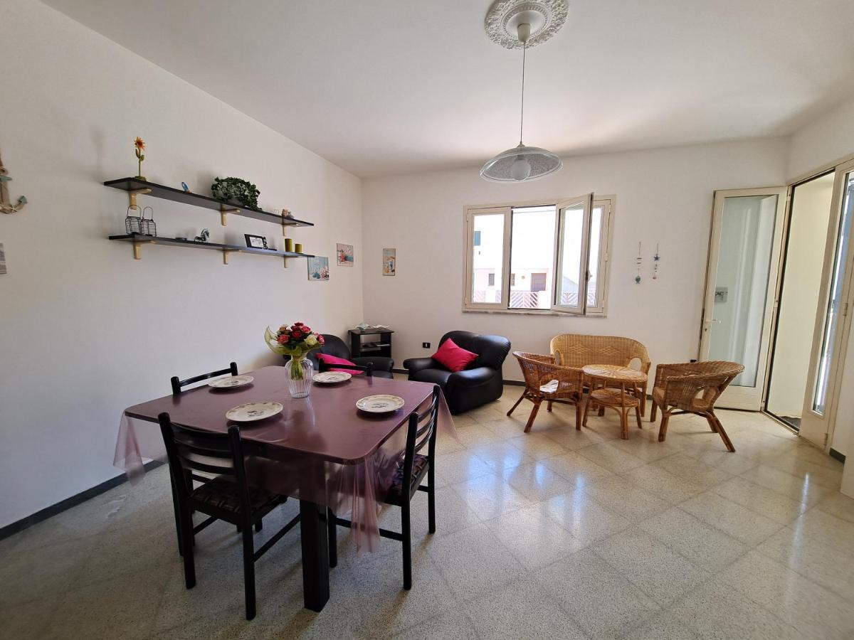 Casa Vittorio A 100M Dalla Sabbia Lido Marini Bagian luar foto