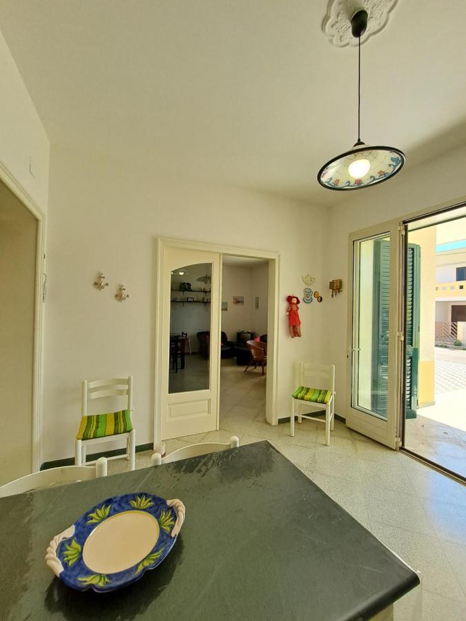 Casa Vittorio A 100M Dalla Sabbia Lido Marini Bagian luar foto