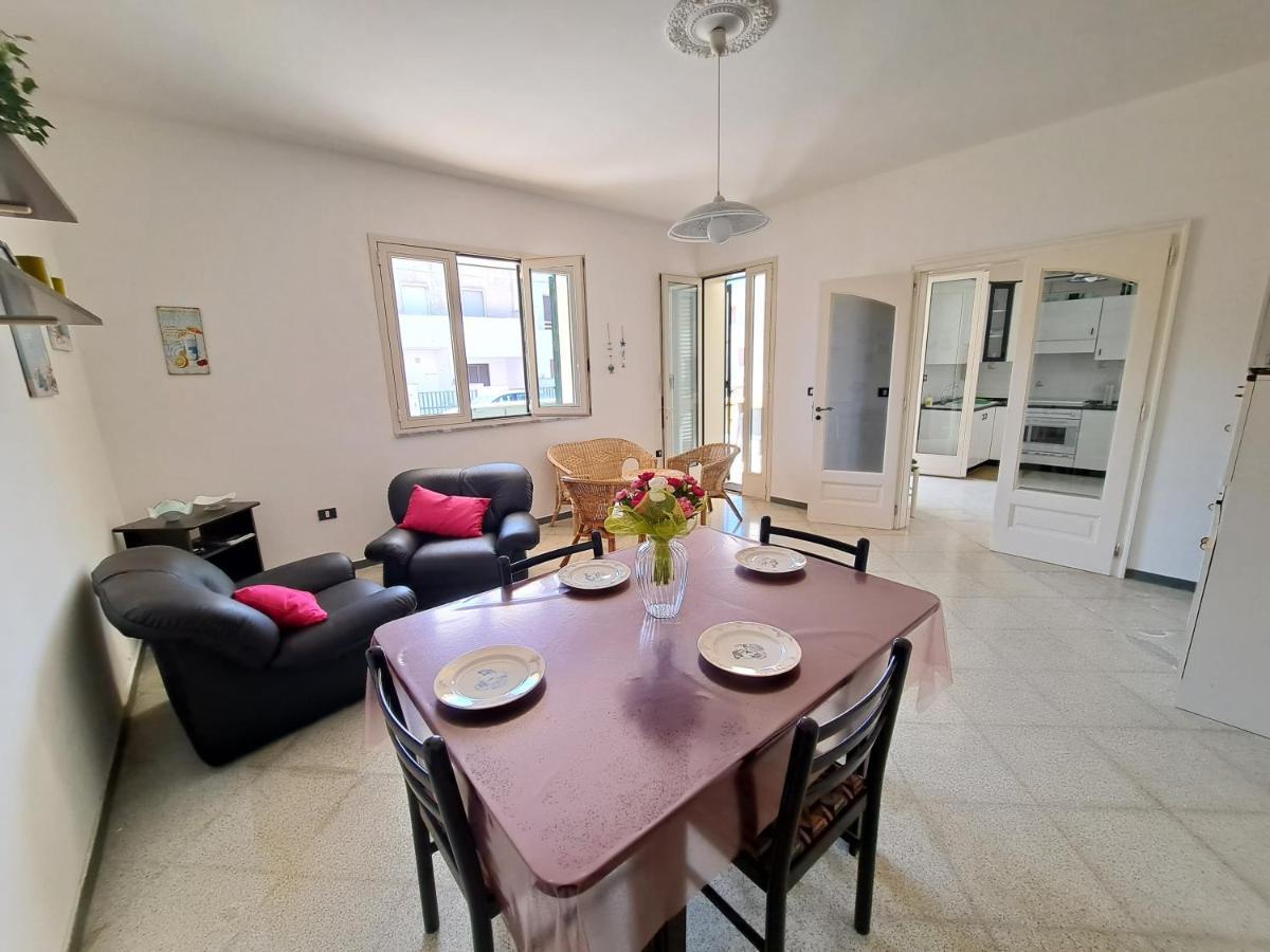 Casa Vittorio A 100M Dalla Sabbia Lido Marini Bagian luar foto